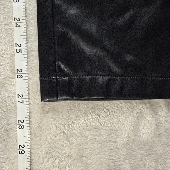 DKNY Women's Black Faux Leather Women’s Pants NWT 💕 - Picture 6 of 9